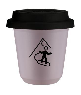 Kubek 150 ml LAWENDOWY "Snowboard", z czarną pokrywką Kubek 150 ml LAWENDOWY "Snowboard", z czarną pokrywką