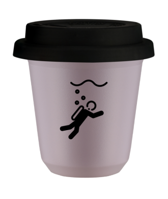 Kubek 150 ml LAWENDOWY "Nurkowanie", z czarną pokrywką Kubek 150 ml LAWENDOWY "Nurkowanie", z czarną pokrywką
