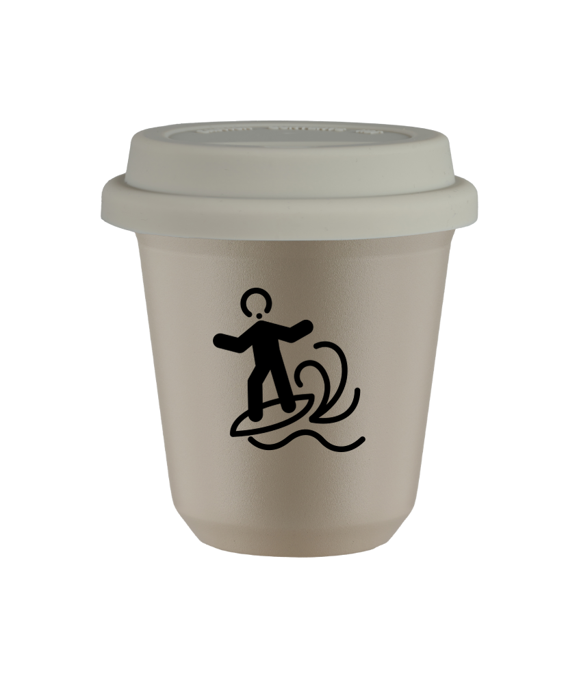 Kubek 150 ml BEŻOWY "Windsurfing", z białą pokrywką