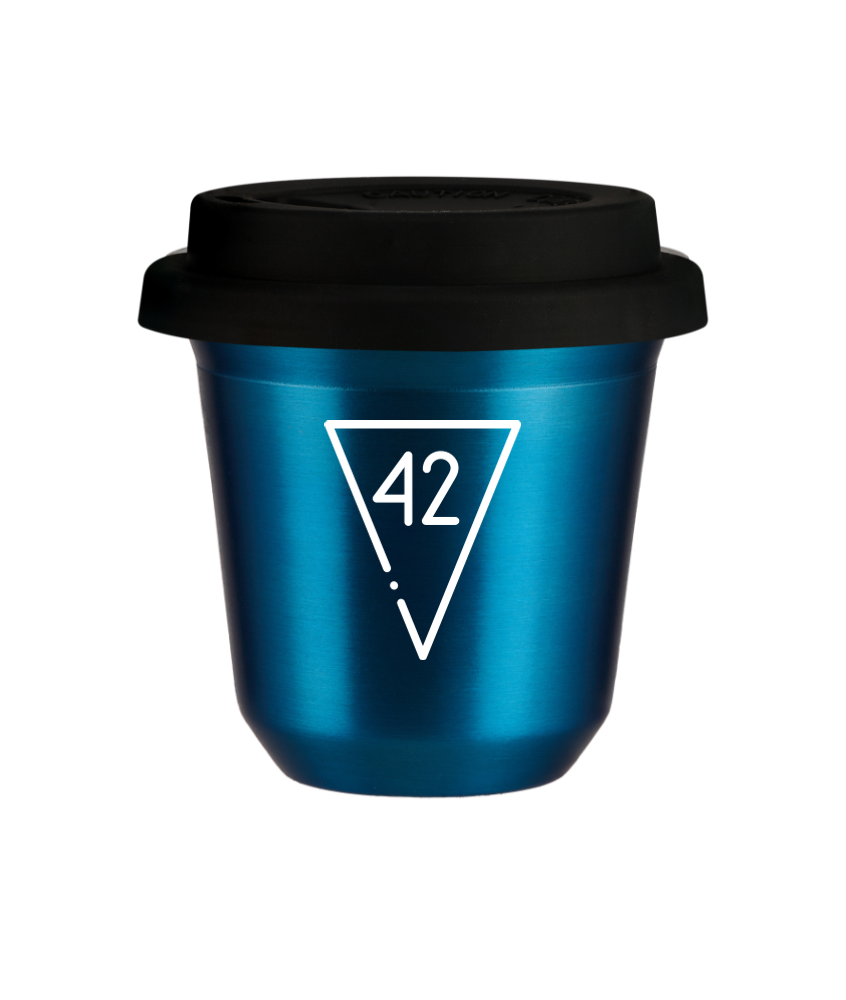 Cup 150 ml METALLIC BLUE "42 (white)", with black lid