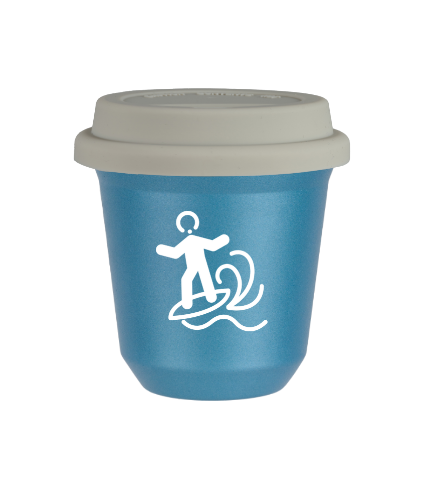 Kubek 80 ml BŁĘKITNY METALIC "Windsurfing (biały)", z białą pokrywką