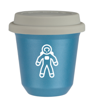 Kubek 240 ml BŁĘKITNY METALIC "Astronauta (biały)", z białą pokrywką Kubek 240 ml BŁĘKITNY METALIC "Astronauta (biały)", z białą pokrywką