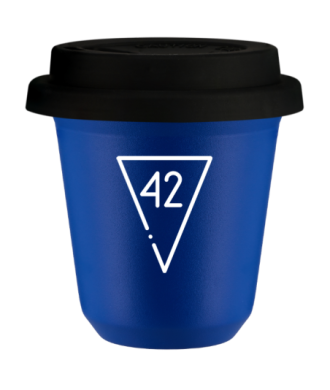 Kubek navy blue 240 ml, 42 (bialy) z pokrywka czarna