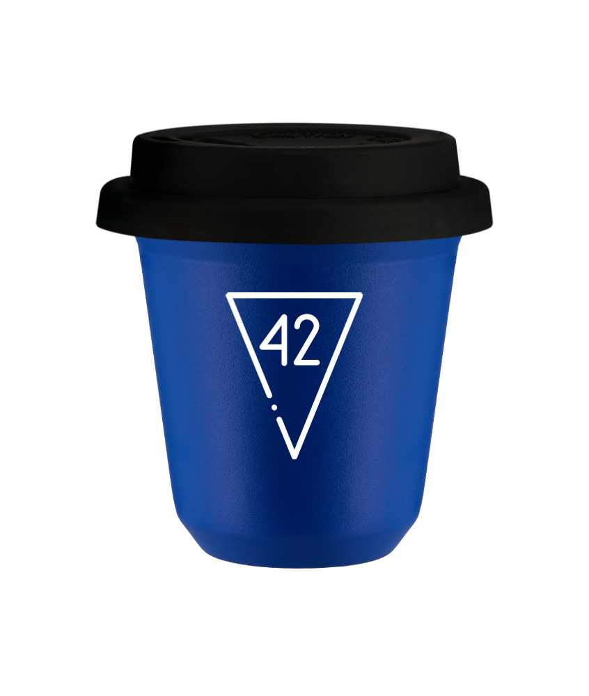 Kubek navy blue 240 ml, 42 (bialy) z pokrywka czarna kubek termiczny na kawe | 85,00 zł Kubek navy blue 240 ml, 42 (bialy) z pokrywka czarna kubek termiczny na kawe | 85,00 zł