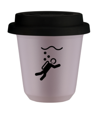 Kubek 240 ml LAWENDOWY "Nurkowanie", z czarną pokrywką Kubek 240 ml LAWENDOWY "Nurkowanie", z czarną pokrywką