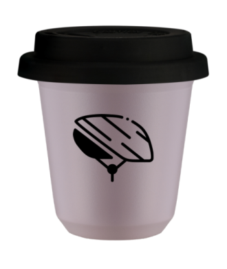 Kubek 240 ml LAWENDOWY "Kask", z czarną pokrywką Kubek 240 ml LAWENDOWY "Kask", z czarną pokrywką
