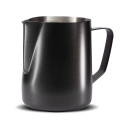 Czarny dzbanek do spieniania mleka