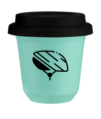 Kubek 150 ml TURKUSOWY "Kask (czarny)", z czarną pokrywką Kubek 150 ml TURKUSOWY "Kask (czarny)", z czarną pokrywką