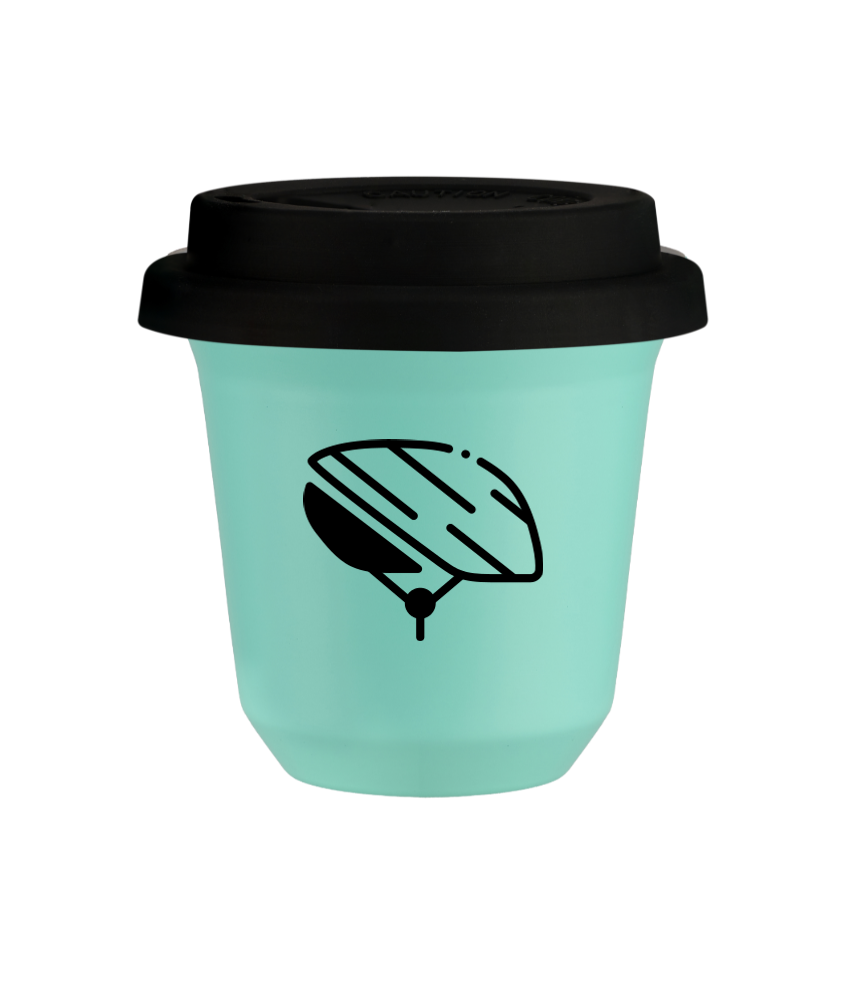 Kubek 150 ml TURKUSOWY "Kask (czarny)", z czarną pokrywką