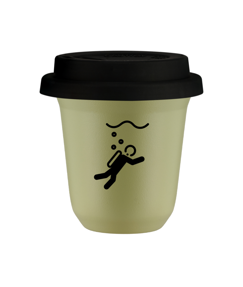 Kubek pistacjowy 150 ml, NURKOWANIE (czarny) z pokrywka czarna kubek termiczny na kawe | 75,00 zł Kubek pistacjowy 150 ml, NURKOWANIE (czarny) z pokrywka czarna kubek termiczny na kawe | 75,00 zł