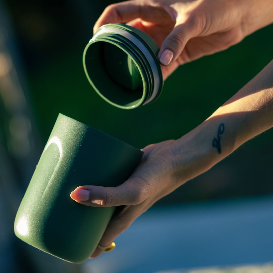 [green]